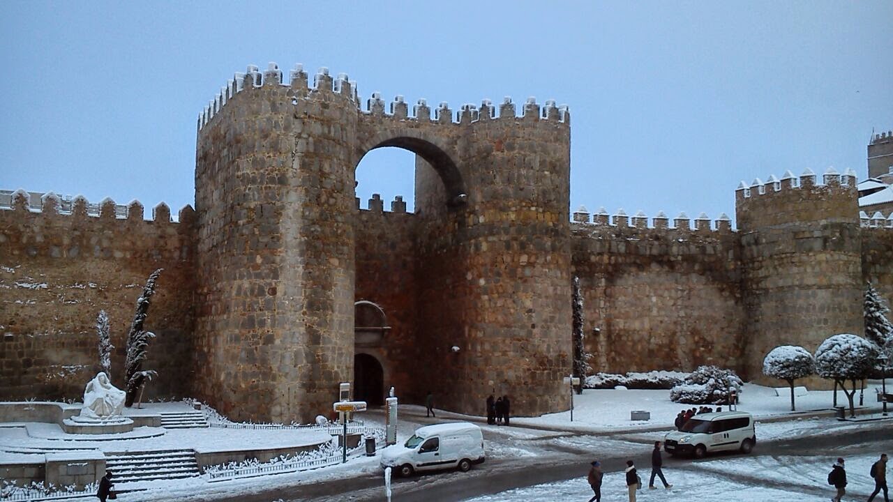 Arco del grande nevado en Ávila - César Díez Serrano